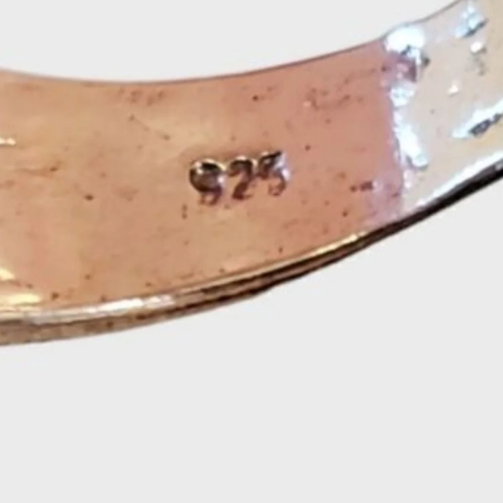 S925 Plated Wide Band Cross Ring Sz 10 • Unisex • Good Condition